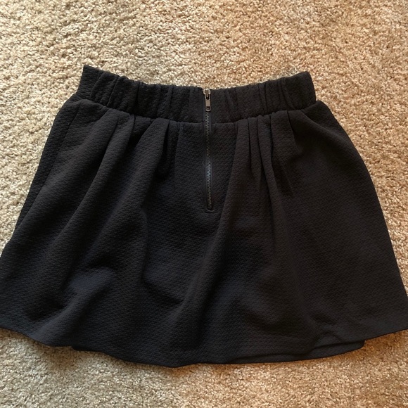 Candie’s Black Mini A-Line Skirt - Picture 2 of 3